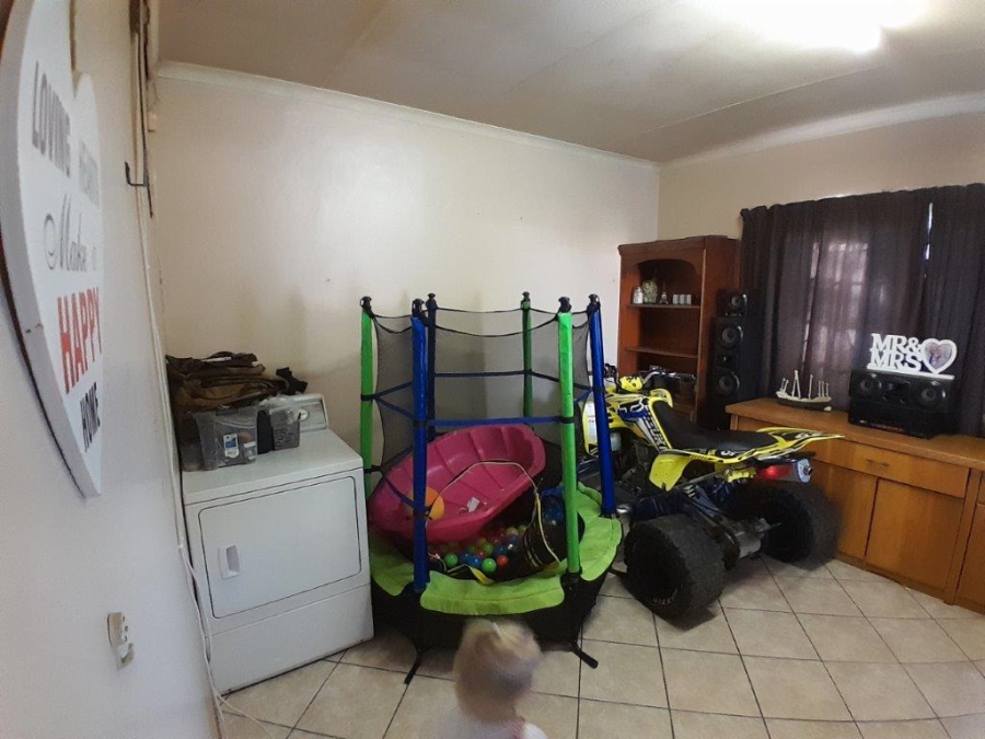 3 Bedroom Property for Sale in Bodorp North West